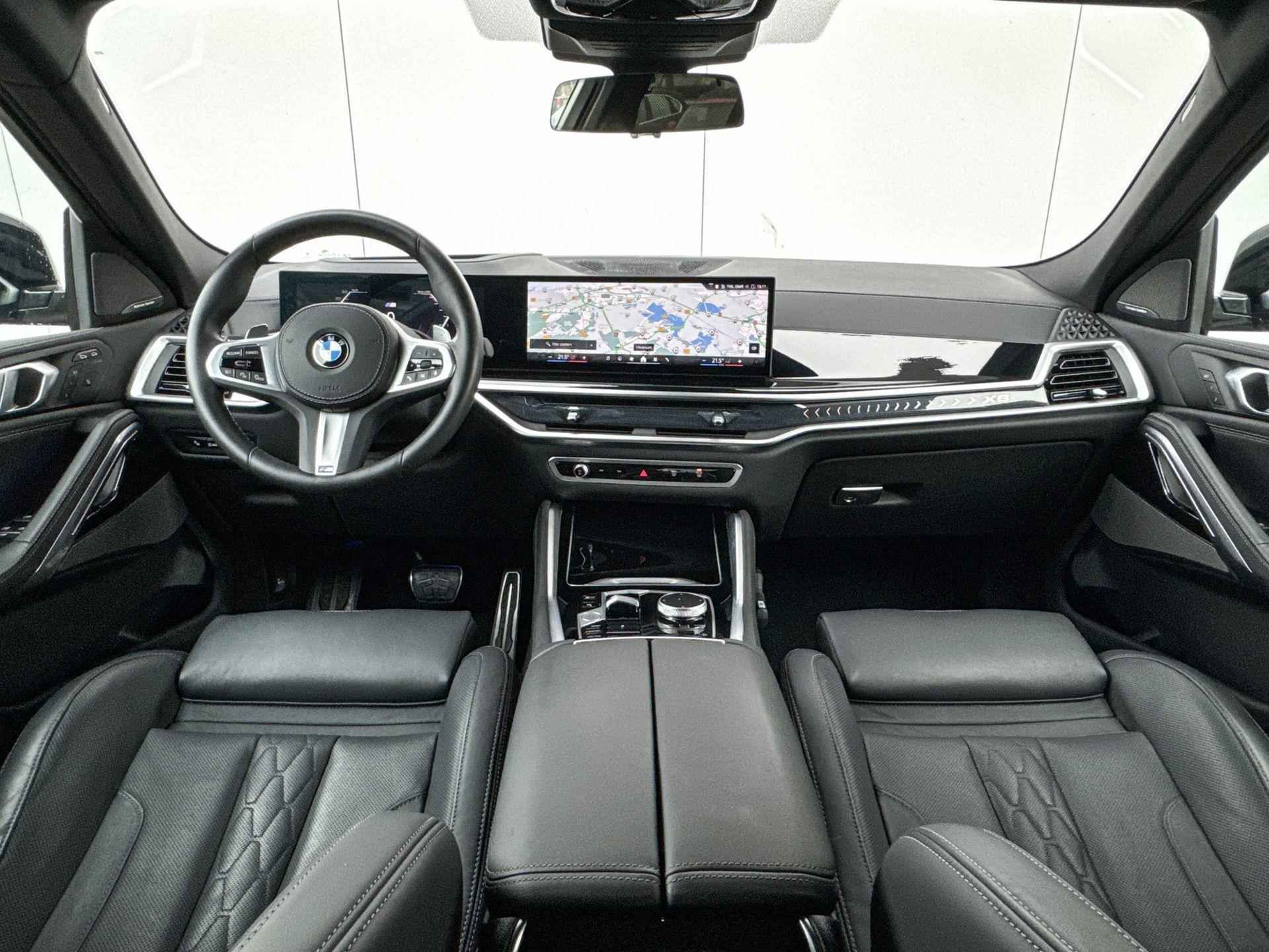 BMW X6 xDrive40i M -Sport Pro Skylounge / Stoelverwarming Voor & Achter / Stuurwielrand Verwarming / Integrale Actieve Besturing / Harman Kardon / Electrische Zwenkhaak / 22 Inch / Driving Assistant Prof / Parking Assistant Prof / Getinte Ramen Achter - 15/31