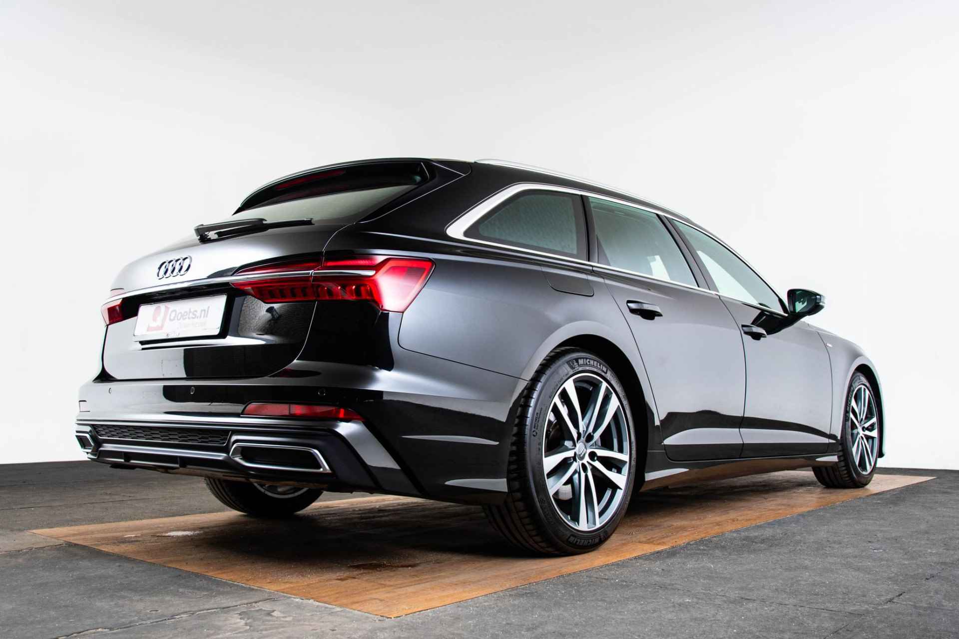 Audi A6 Avant 45 TFSI Sport S line edition Pro Line S - Sportstoelen - Stoelverwarming voor - Automatische achterklep - Parkeerhulp plus - Diefstalalarm - Zonwering achterzijruiten - Automatisch dimmende binnenspiegel - - 24/60