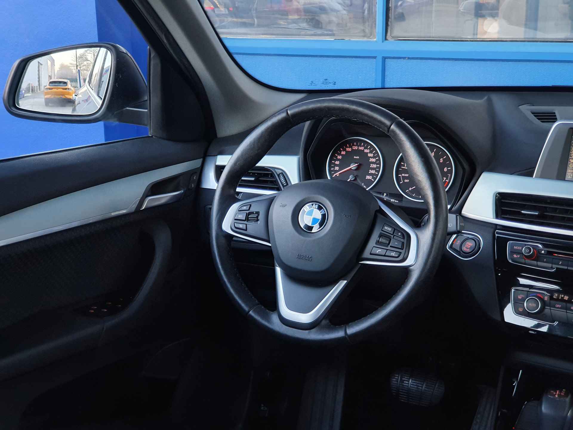 BMW X1 sDrive20i 192 PK Centennial Executive | Navigatie | Cruise Control | Climate Control - 29/37