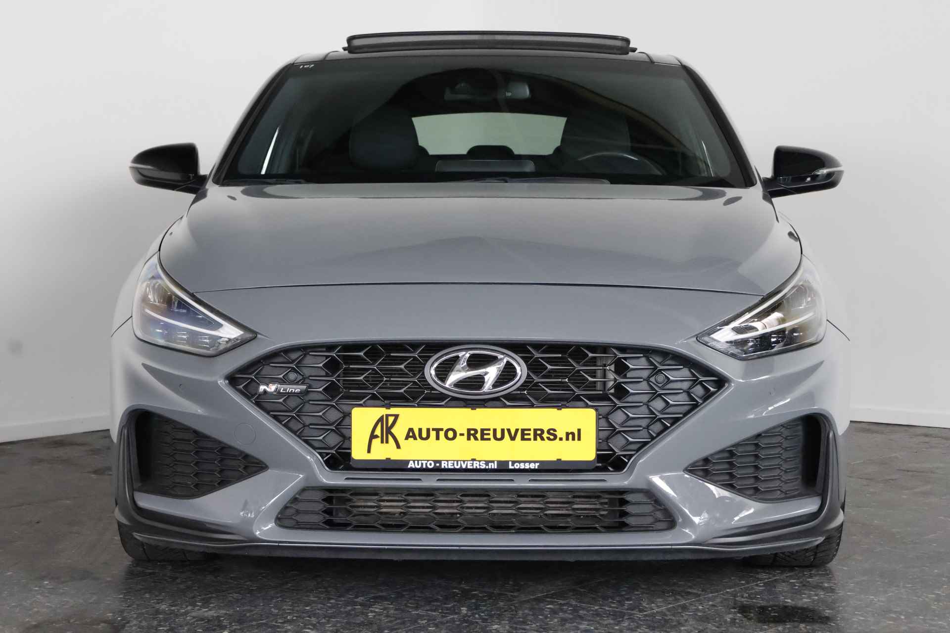 Hyundai i30 Fastback 1.5 T-GDi MHEV N Line / Opendak / LED / Aut / CarPlay / Leder / Cam - 7/29