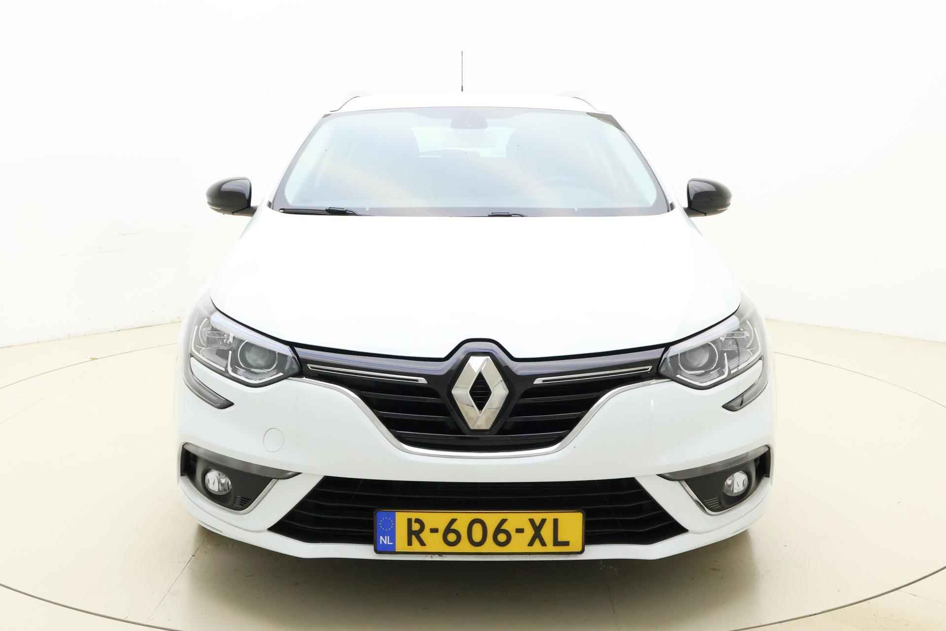 Renault Mégane Estate 1.2 TCe Limited 100pk | Navigatie | Climate Control | Cruise Control | Keyless Entry - Start | Lichtmetalen Velgen - 7/32