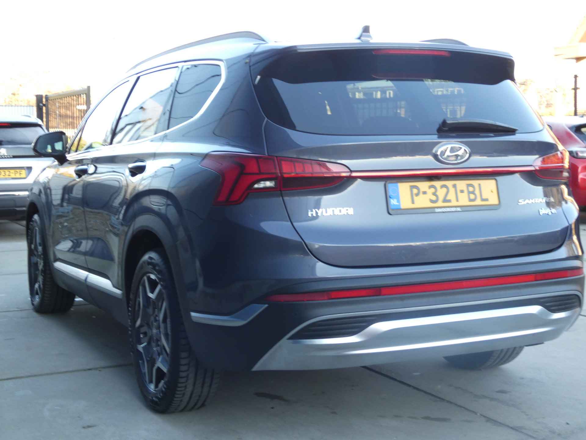 Hyundai Santa Fe 1.6 T-GDI PHEV Premium 7p. met Leder I 7 Zits I Luxe ! - 16/40