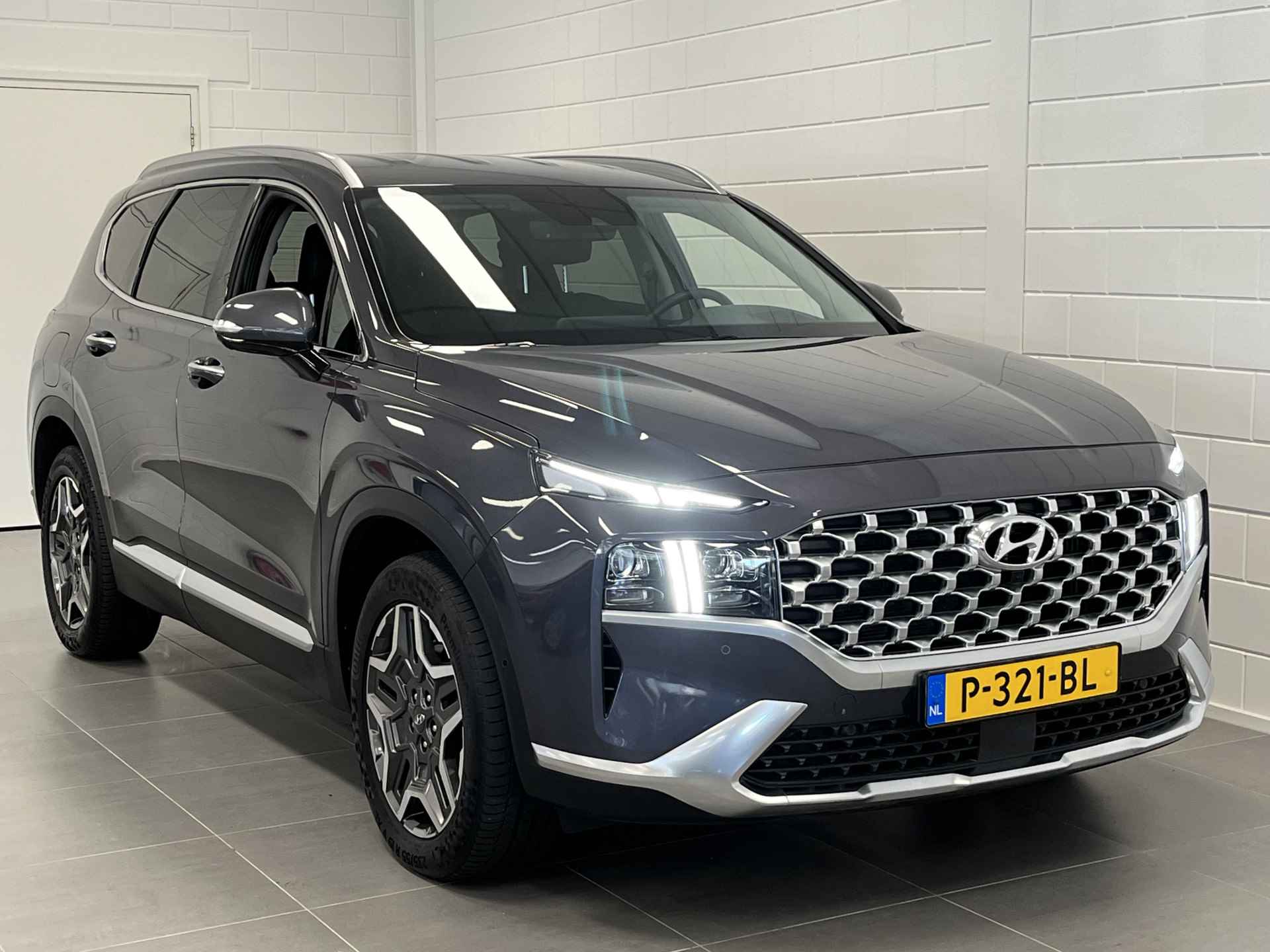 Hyundai Santa Fe 1.6 T-GDI PHEV Premium 7p. met Leder I 7 Zits I Luxe ! - 10/55