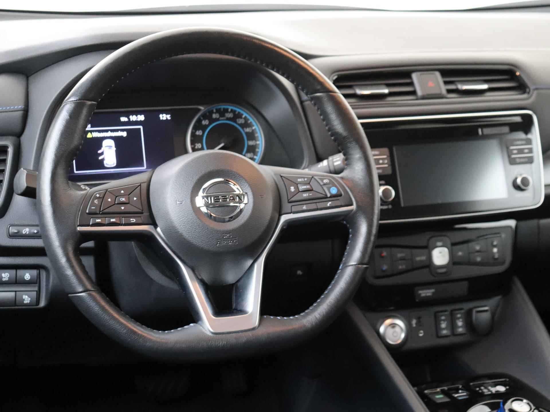 Nissan LEAF Tekna 40 kWh | Stuur en Stoelverwarming | Navigatie | Camera's rondom - 6/29