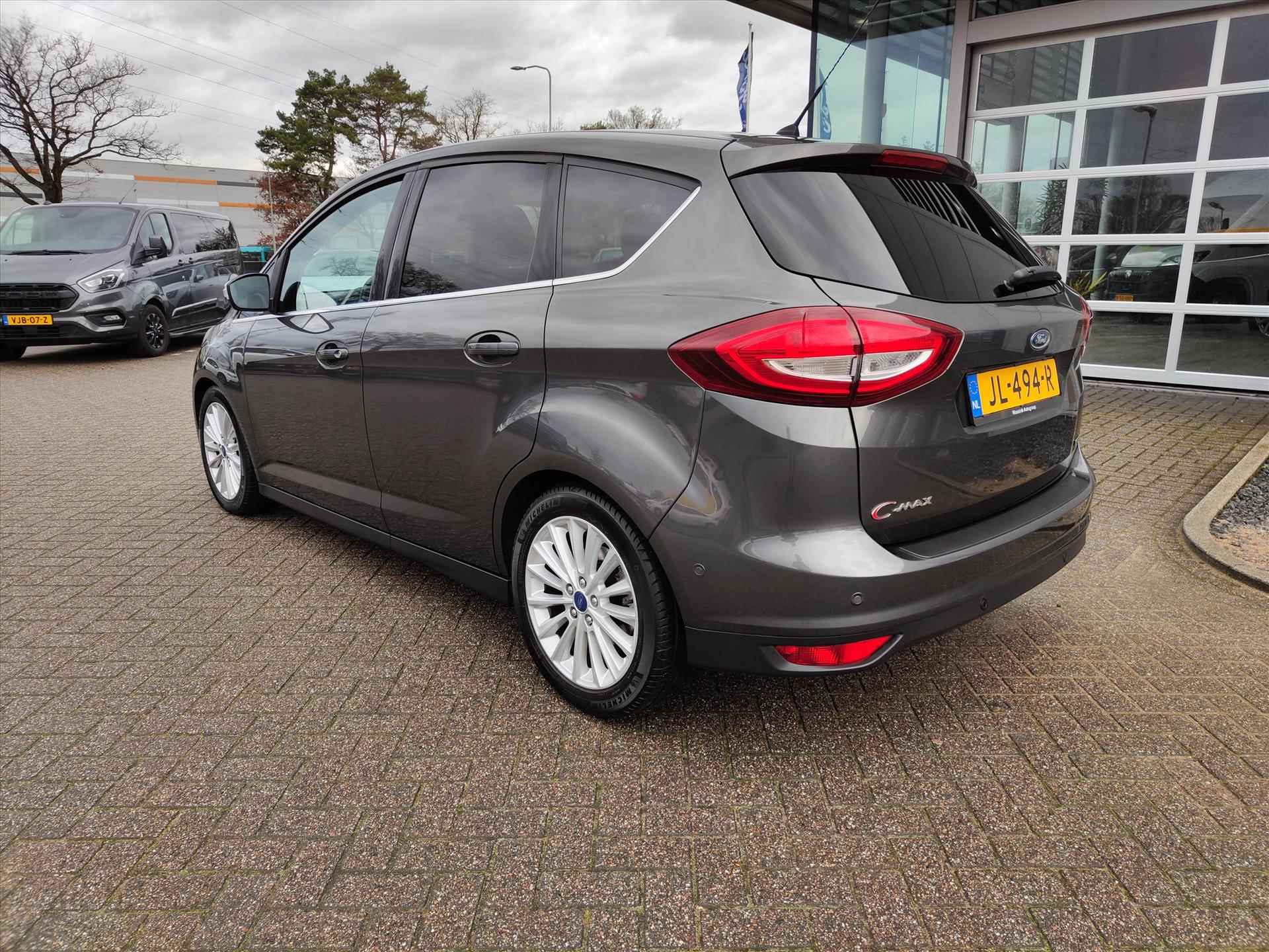 Ford C-Max 1.5 EcoBoost 150pk Automaat Titanium | Navigatie | Parkeer sensoren | Licht metalen velgen | - 4/26