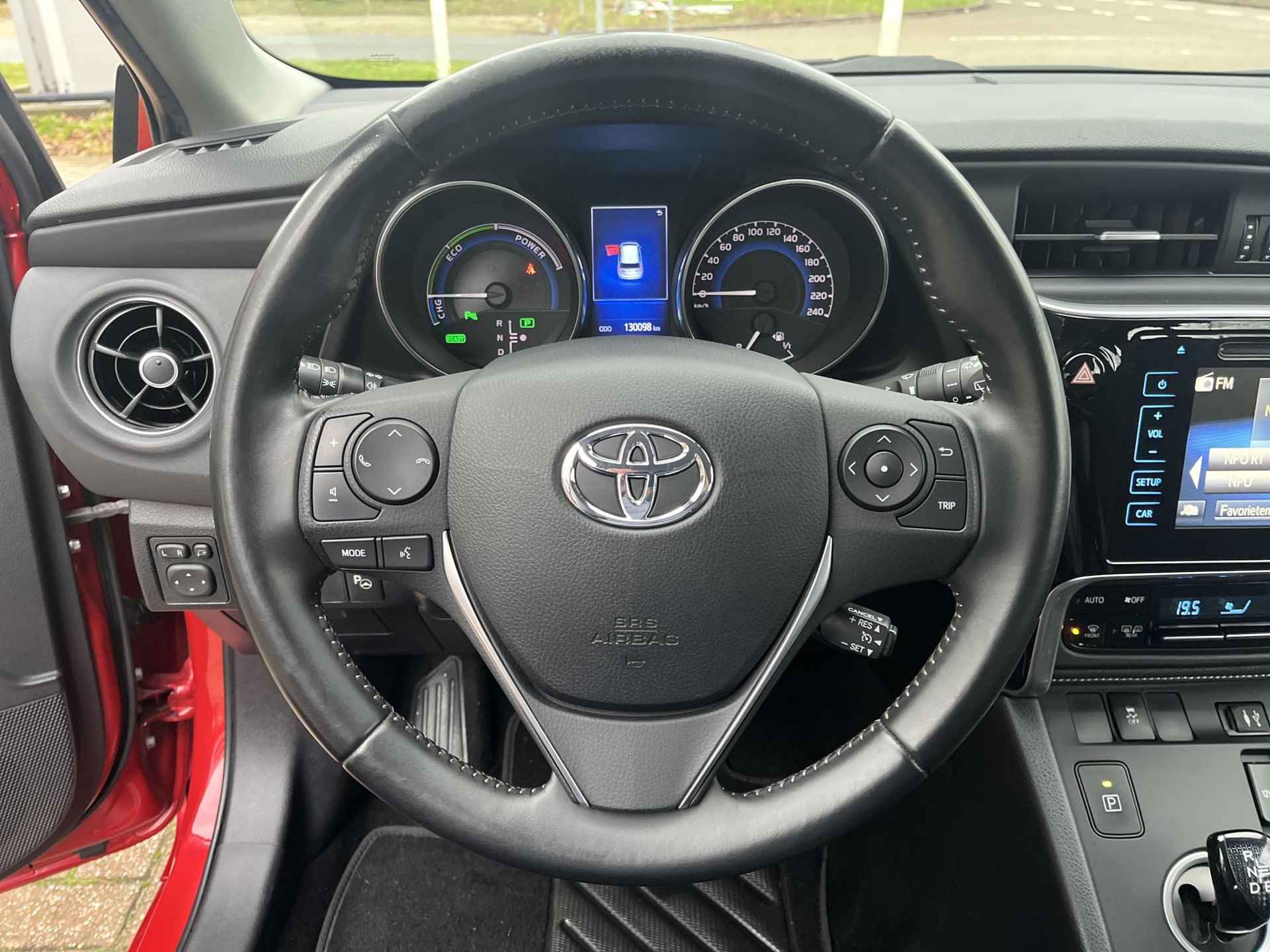 Toyota Auris 1.8 Hybrid Tech Edition | 06-10141018 Voor meer informatie - 13/32
