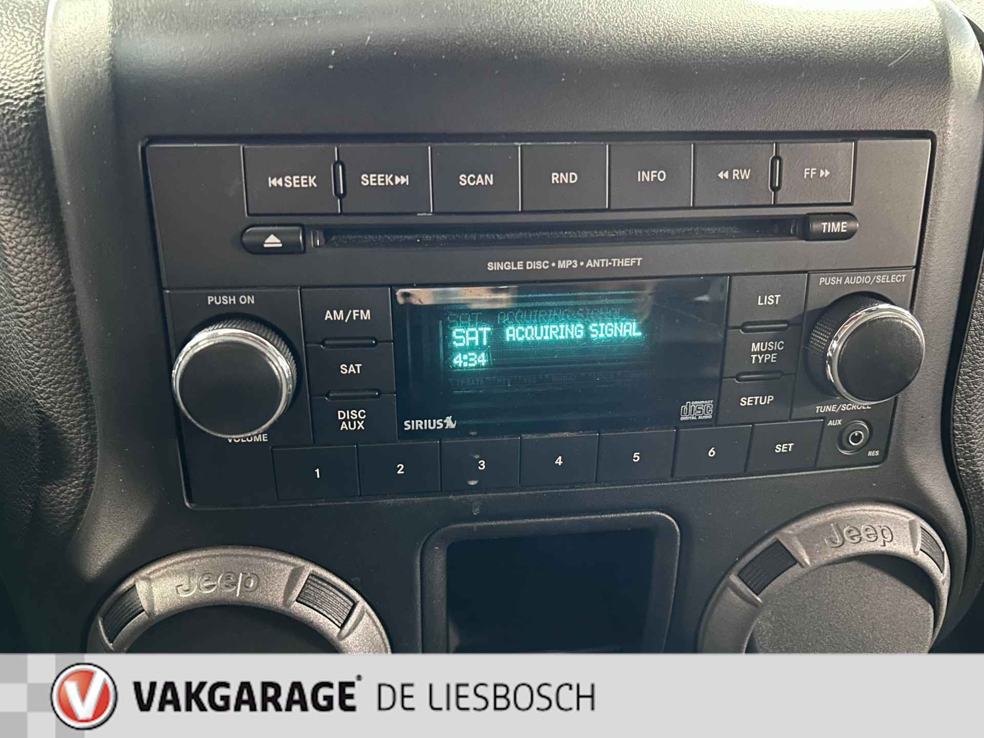 Jeep Wrangler 3.6 Sahara 2-deurs /automaat/radio-cd - 19/24