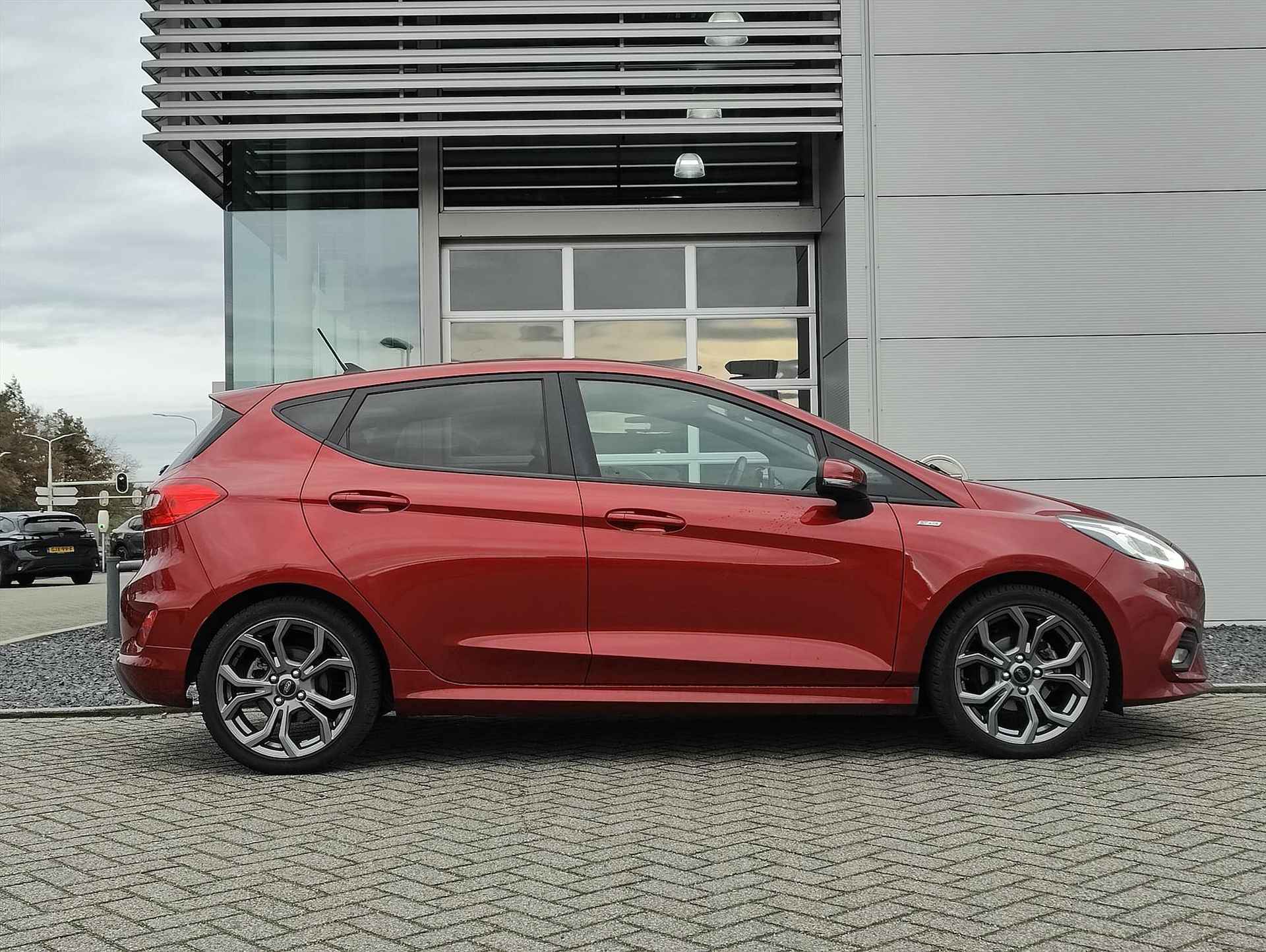 FORD Fiesta 1.0 EcoBoost 100pk 5dr ST-Line | Cruise Control | Navigatie | Climate Control | PDC Achter | - 8/35