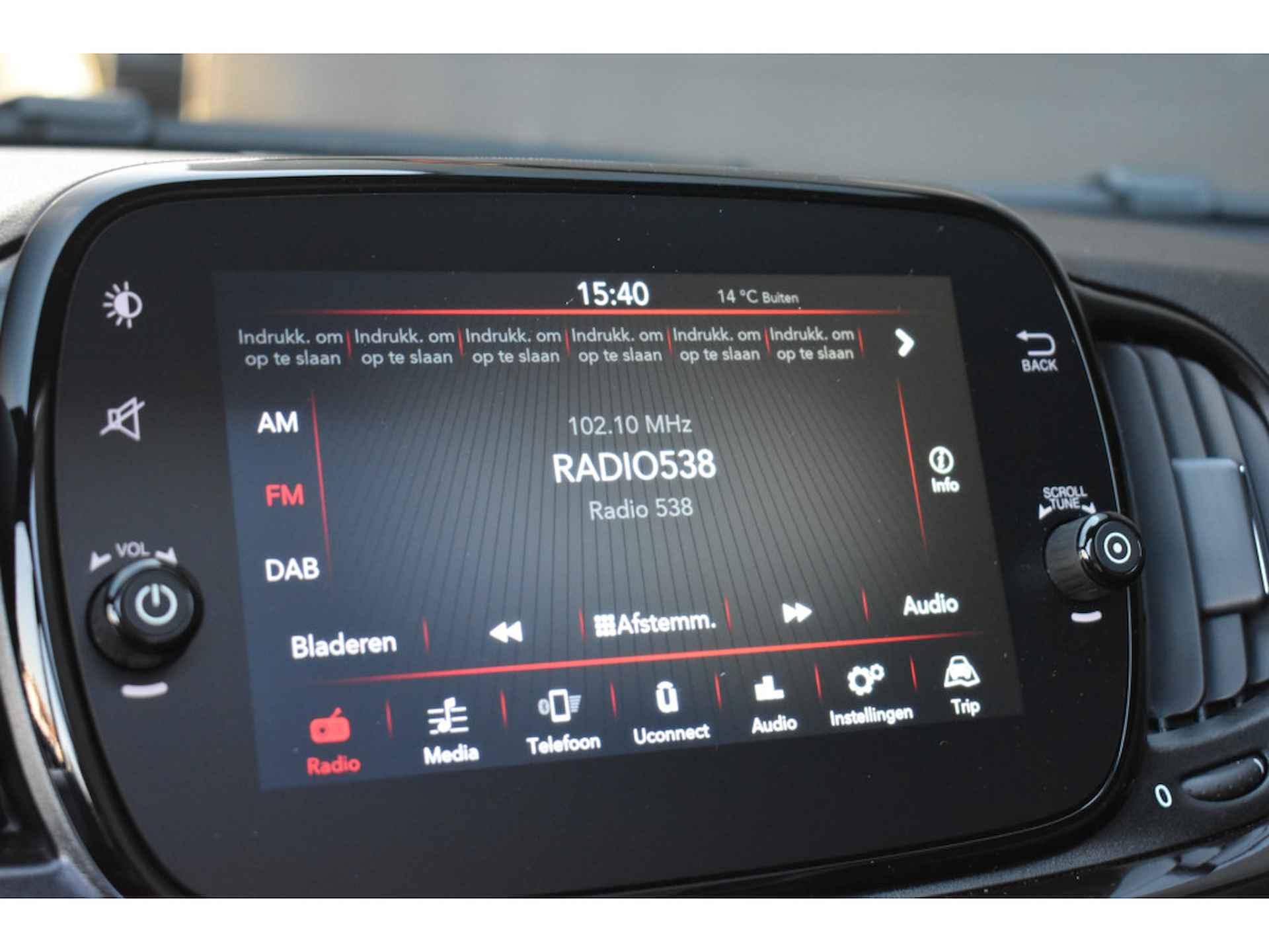 Fiat 500 Cabrio 1.0 Hybrid | Navigatie by App | Parkeersensoren | Cruise Control | Airco | Apple Carplay | Android Auto | Bluetooth-Telef - 19/38