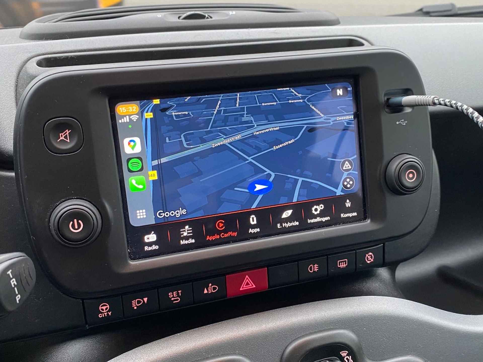 FIAT Panda 1.0 HYBRID CITY LIFE CARPLAY AIRCO BLUETOOTH - 15/25