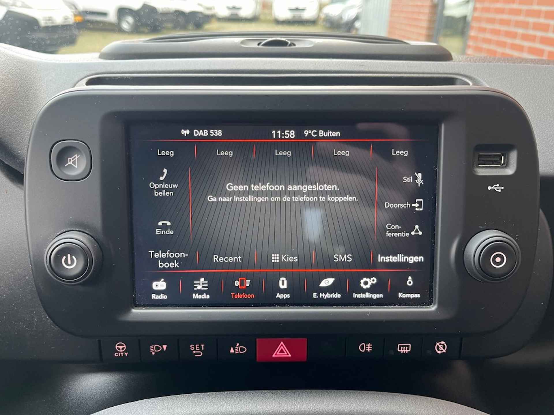 FIAT Panda 1.0 HYBRID CITY LIFE CARPLAY AIRCO BLUETOOTH - 17/25