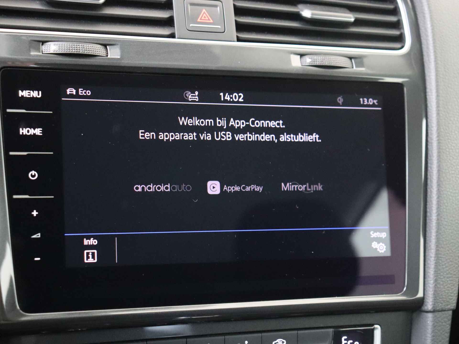 Volkswagen e-Golf e-Golf 5 deurs Automaat | Climate Control | Navigatie - 18/31