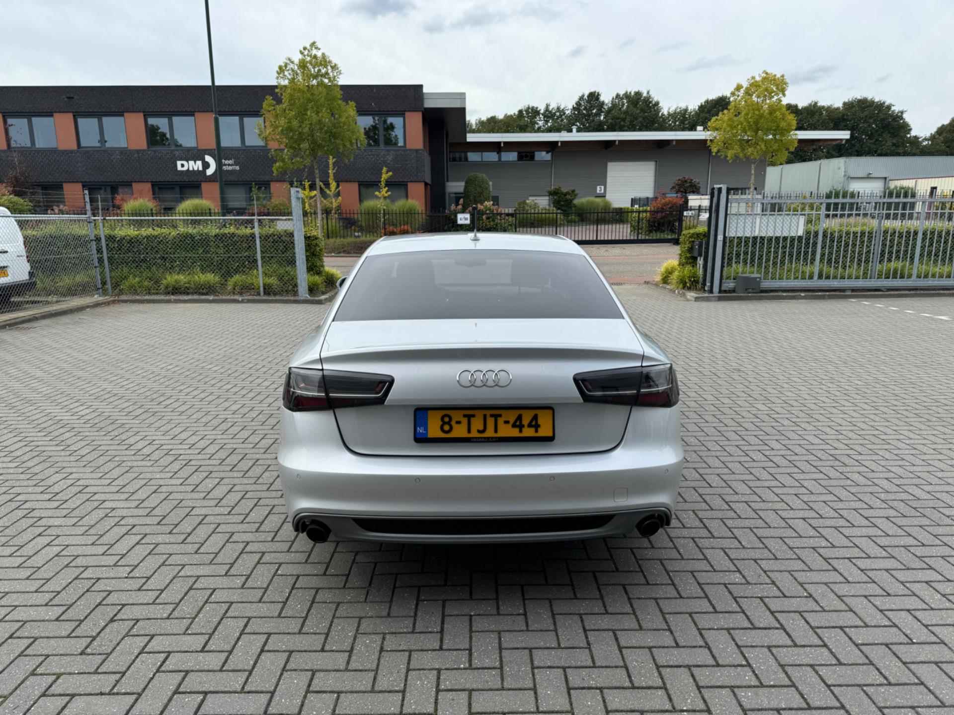 Audi A6 Limousine 2.0 TFSI Sport Edition - 7/34