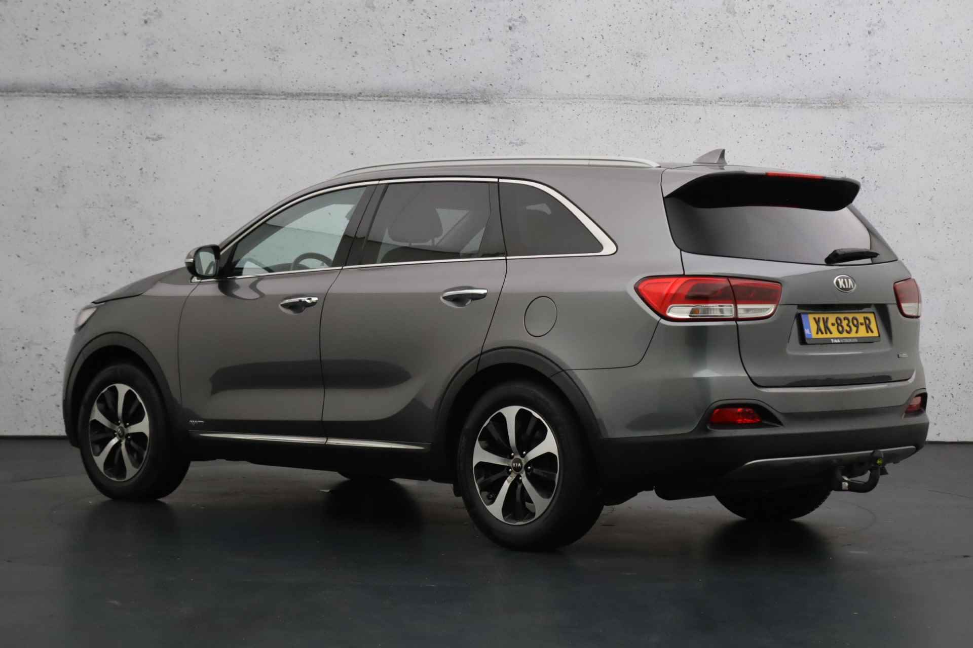 Kia Sorento 2.2 CRDi ExecutiveLine 4WD 7p | Lederen bekleding | Panoramadak | Parkeersensoren | Climate control - 8/30