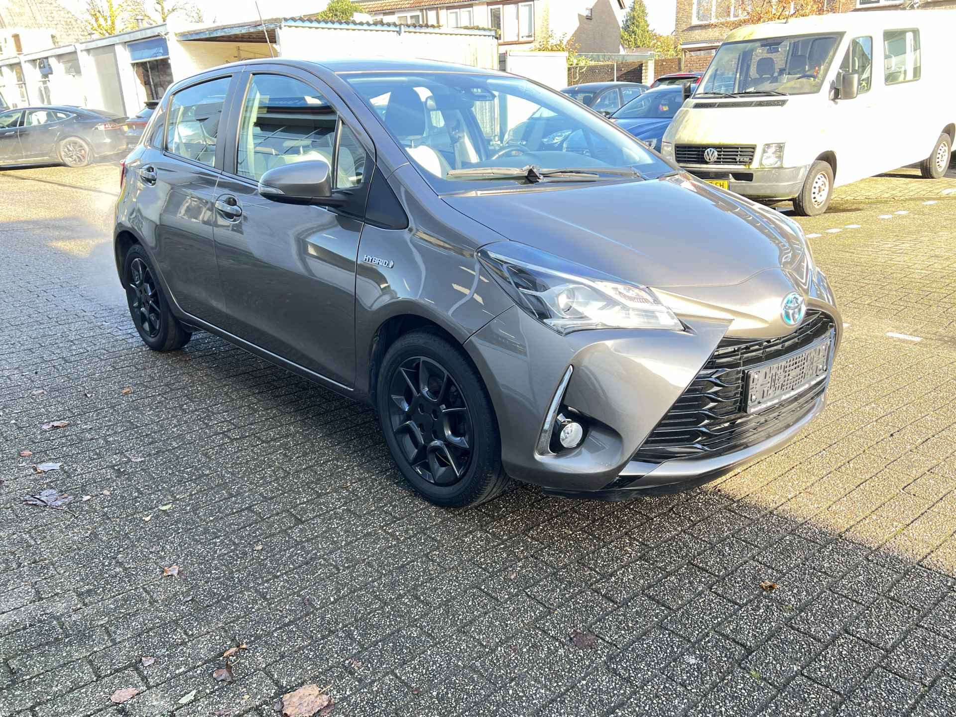 Toyota Yaris 1.5 Hybrid Business Plus - 14/37