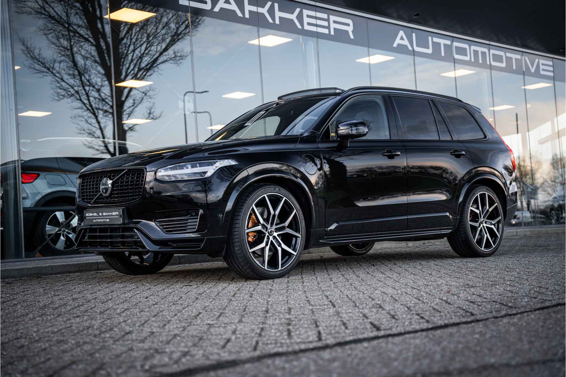 Volvo XC90 T8 Recharge AWD ULTRA DARK - LONG RANGE - B&W- LUCHTVERING-POLESTAR-Trekhaak wegklapbaar - Panoramadak - - 14/93