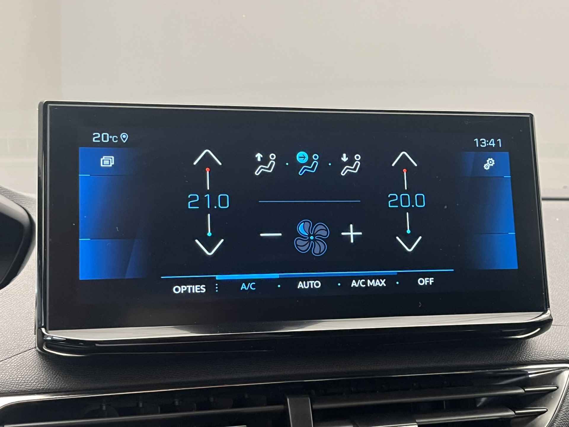 Peugeot 5008 1.2 130PK Allure | Camera | Automaat | 7 Pers | Leder\Stof | Elek.Klep | Keyless | 18'' Lichtmetaal | Clima | Navigatie | Carplay | LED | 2023! | Cruise | - 31/45