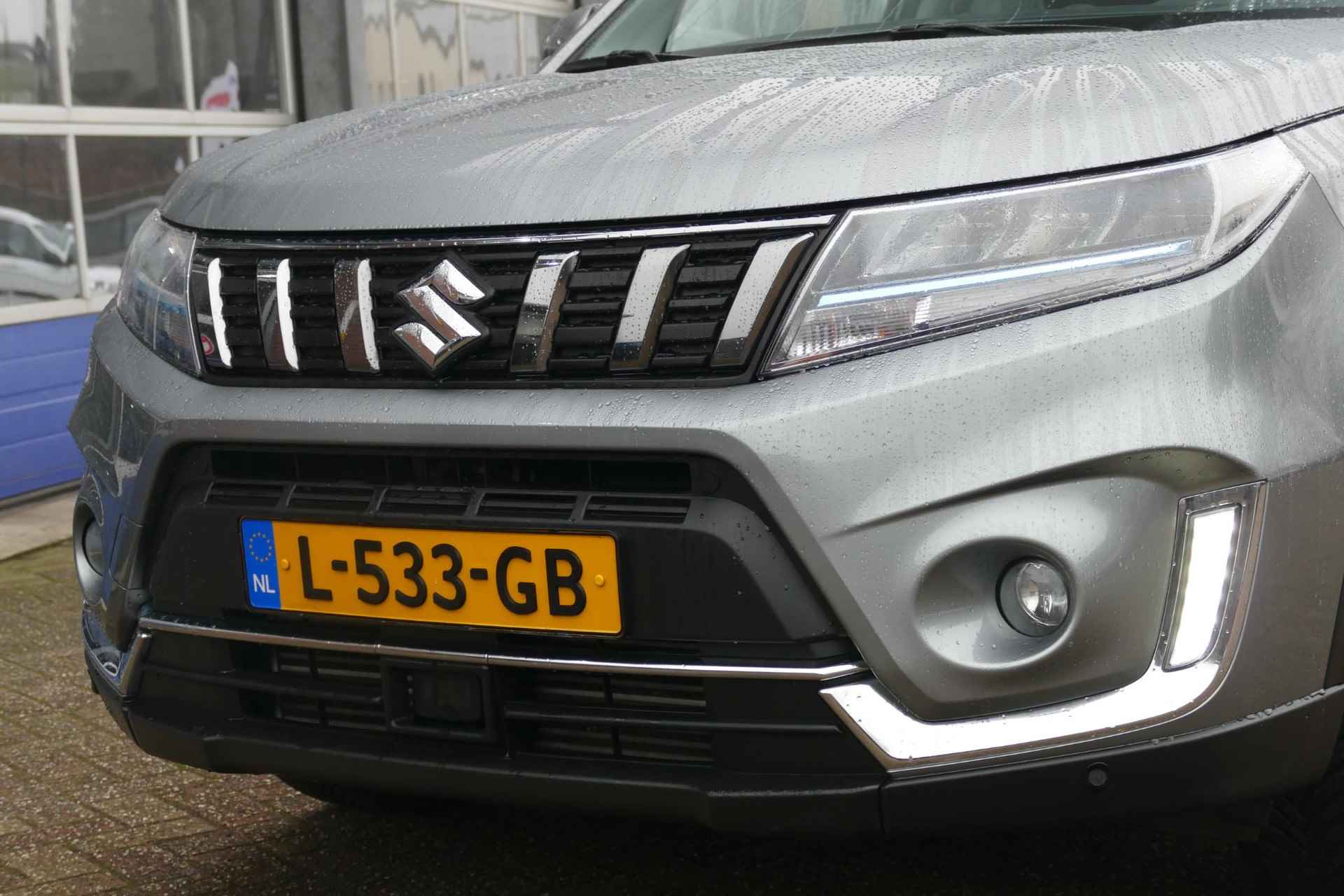 Suzuki Vitara 1.4 Boosterjet Style Smart Hybrid ALL-SEASON BANDEN | TREKHAAK | - 4/34