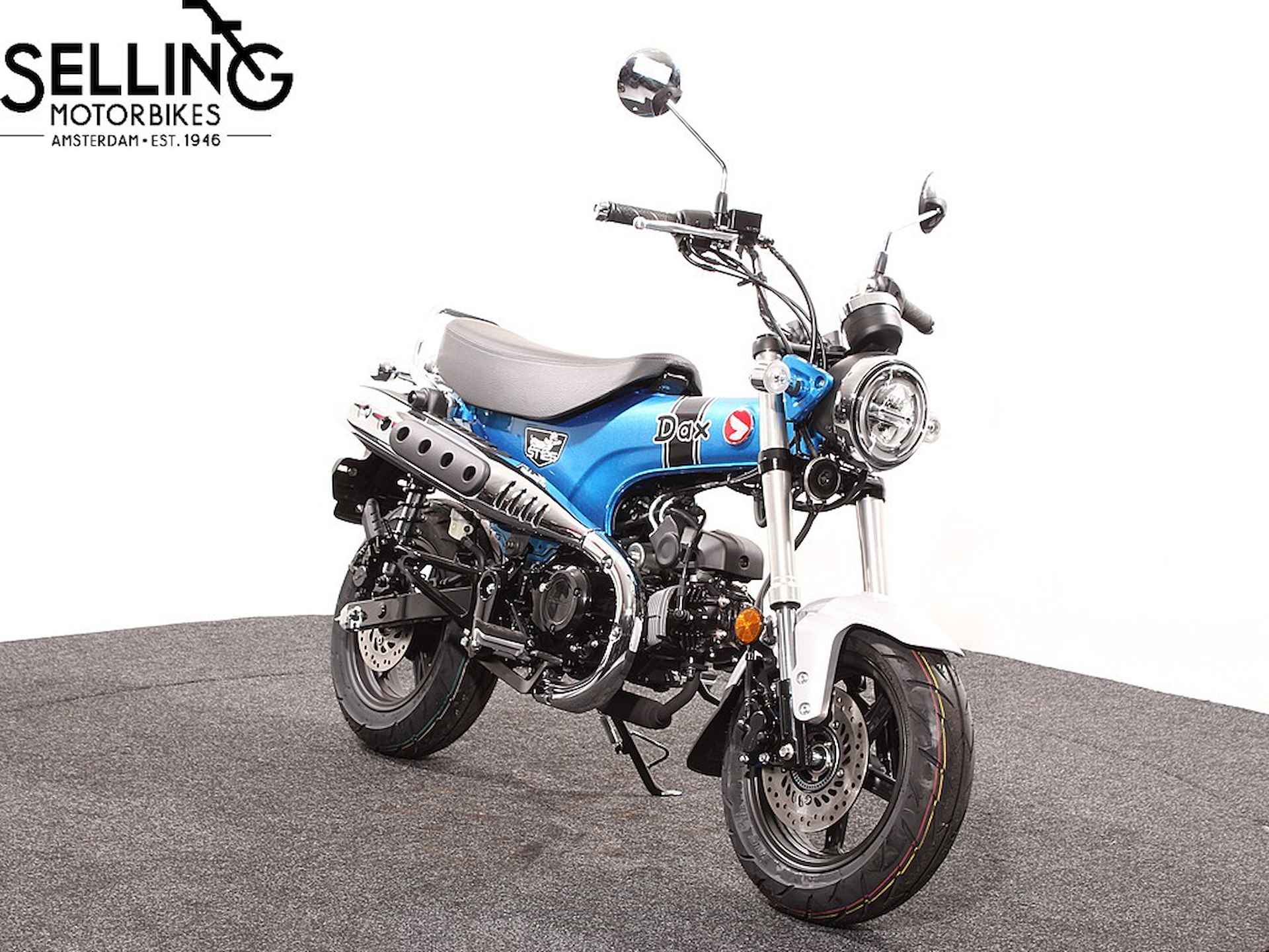 Honda ST 125 DAX B231 Pearl Glitterig Blue - 2/7