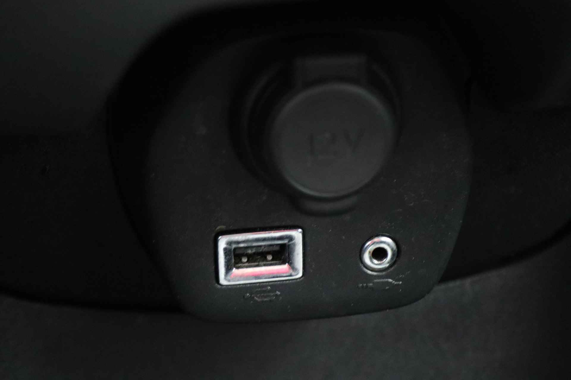 Toyota Aygo 1.0 VVT-i x-nav 5-deurs Airco, Navigatie, Camera, Bluetooth, Limiter, Elektr. Pakket - 38/40