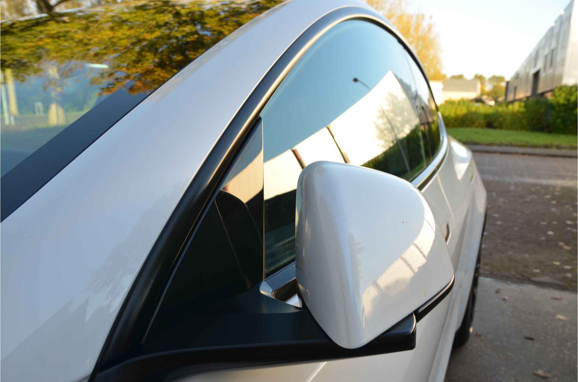 Tesla Model Y Long Range AWD 75 kWh AutoPilot, 20", Trekhaak, MARGE - 28/34