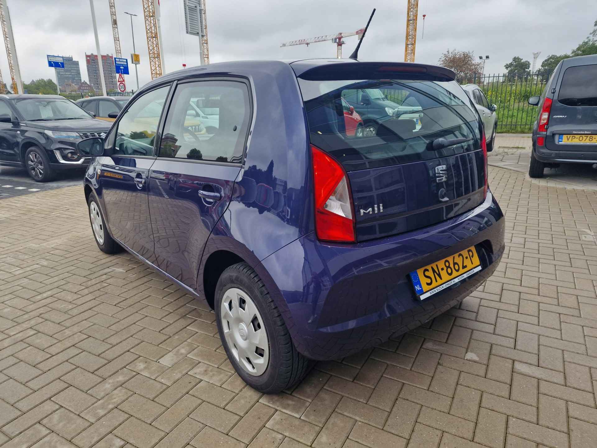 Seat Mii 1.0 Mii by Cosmopolitan - 3/11