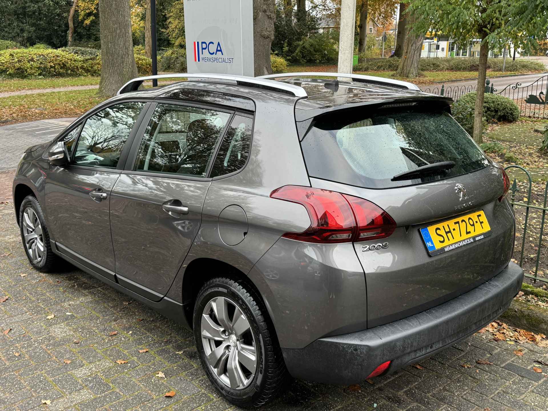 Peugeot 2008 1.2 PureTech Blue Lion Airco/El. ramen/Alu wielen/Navi - 40/42