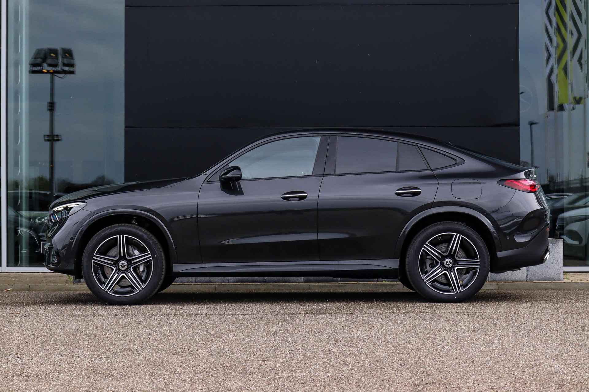 Mercedes-Benz GLC GLC 400e Coupé Automaat 4MATIC AMG Line | Premium Pakket | Nightpakket - 8/38