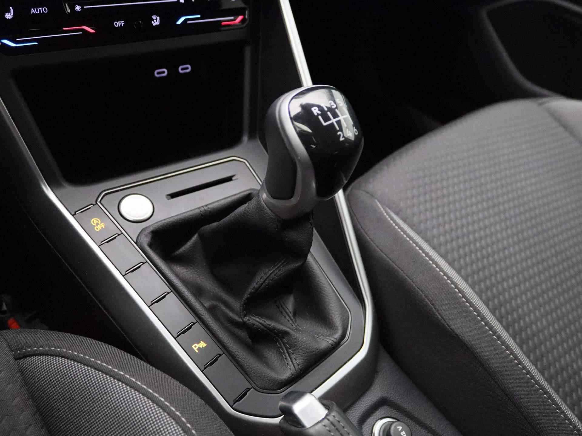 Volkswagen Taigo 1.0 TSI Life Business 110 PK | Apple Carplay | Android Auto | Navigatie | Adaptive Cruise Control | Stoelverwarming | Climate Control | Digital Cockpit | - 21/38