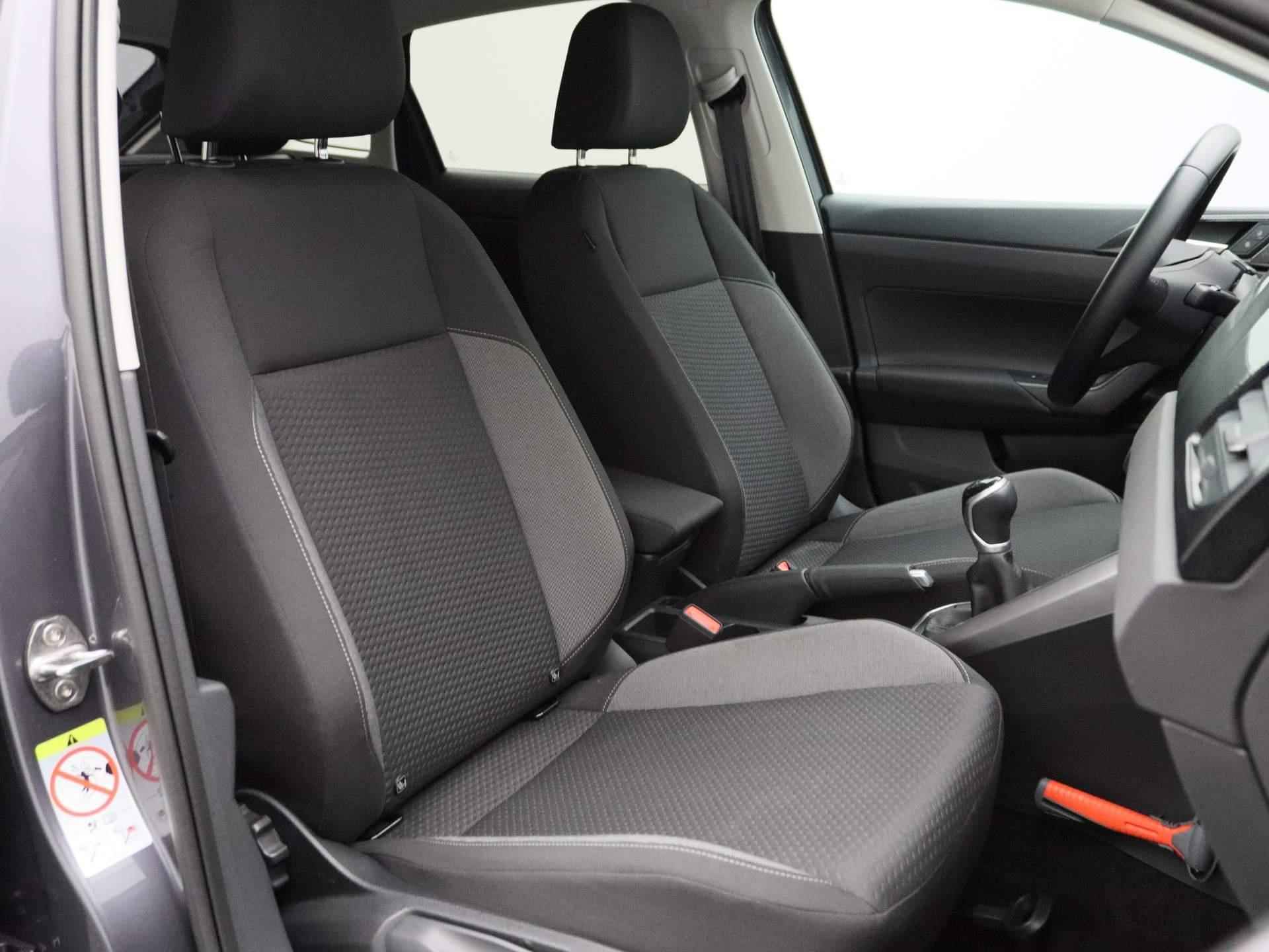 Volkswagen Taigo 1.0 TSI Life Business 110 PK | Apple Carplay | Android Auto | Navigatie | Adaptive Cruise Control | Stoelverwarming | Climate Control | Digital Cockpit | - 34/38