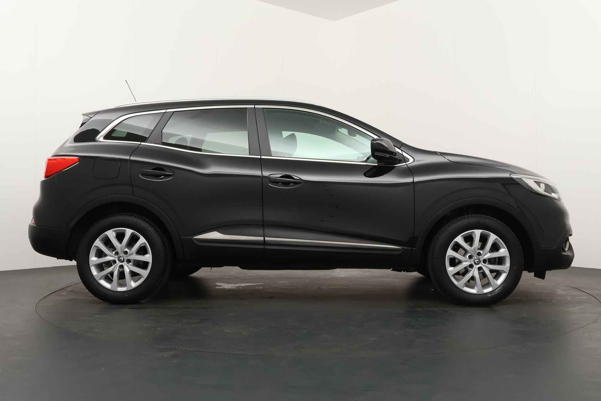 Renault Kadjar BWJ 2017 1.5 dCi 111 PK Intens TREKHAAK / APPLE CARPLAY / ANDROID AUTO / NAVI / CLIMA / CRUISE / HALF LEDER / KEYLESS / LMV / PARKEERSENSOREN - 17/31