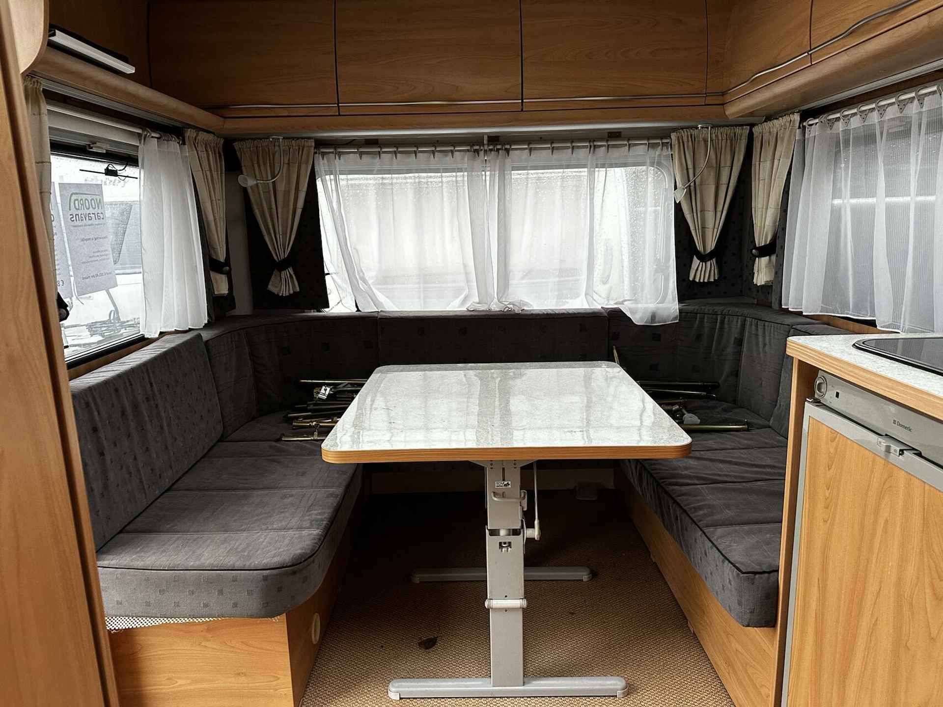 BUERSTNER VENTANA 470 FRANSBED + MOVER + VOORTENT + LUIFEL - 9/18