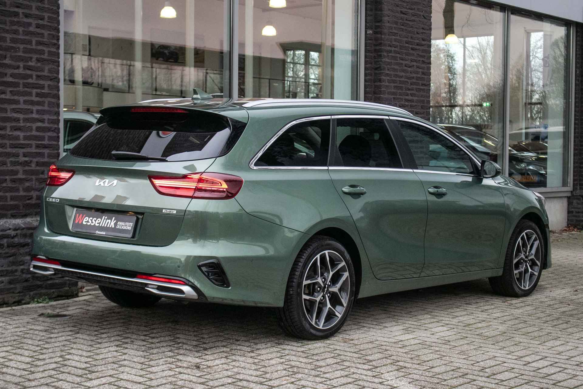 Kia Ceed Sportswagon 1.6 GDI PHEV DynamicPlusLine - All-in rijklrprs | 17lm | Apple cp/Android auto - 3/43