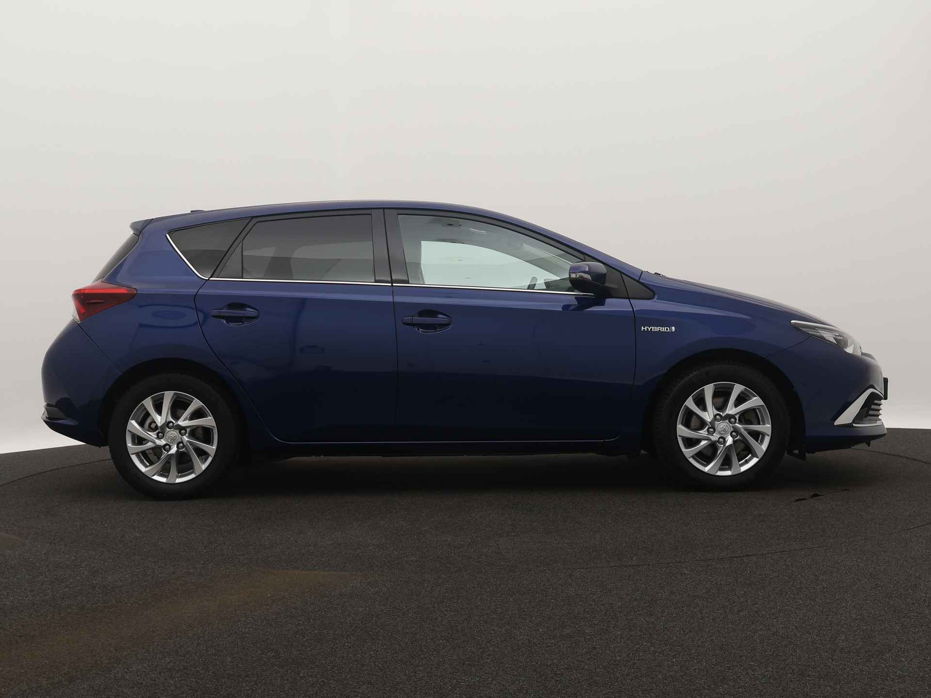 Toyota Auris 1.8 Hybrid Lease Pro | Panoramadak | LED | Navigatie | LM velgen | Trekhaak | Airco Aut. | Cruise Control | - 15/44