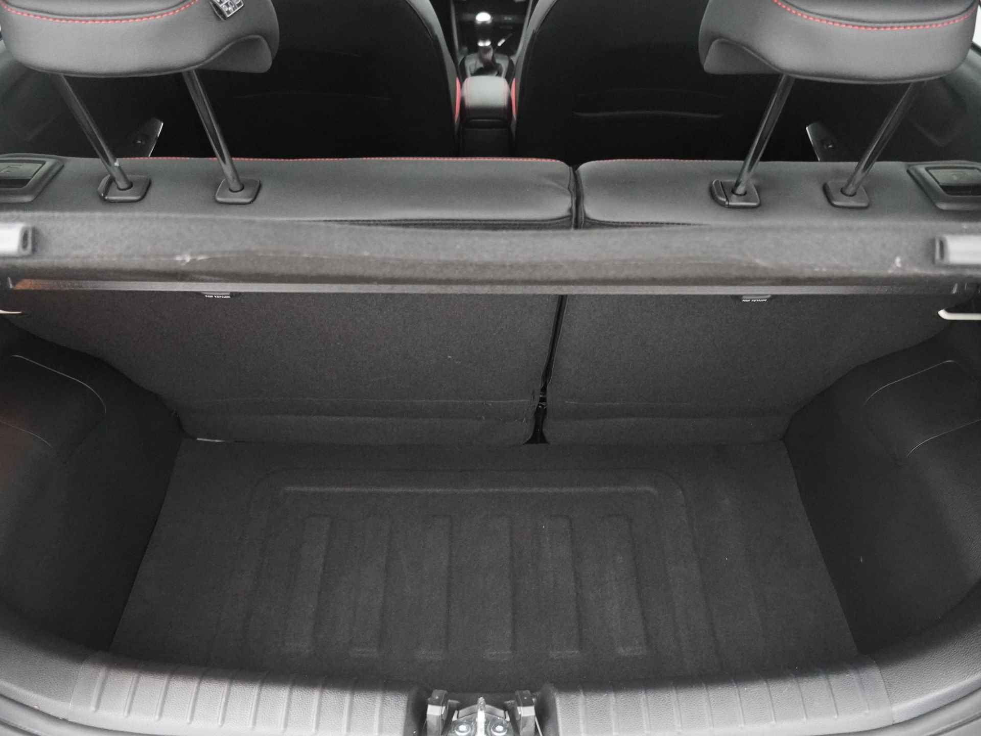 Kia Picanto 1.0 DPi GT-Line Leder - Navigatie - CarPlay - Cruise - Camera Fabrieksgarantie tot 30-03-2030 - 38/48