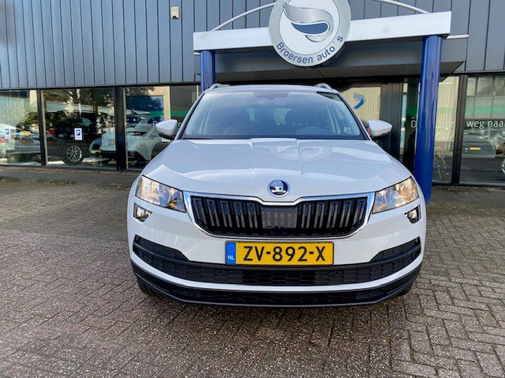 SKODA Karoq 1.0 TSI 115pk DSG-7 Ambition Business met 18", Stoelv. en Smartlink+ - 2/38