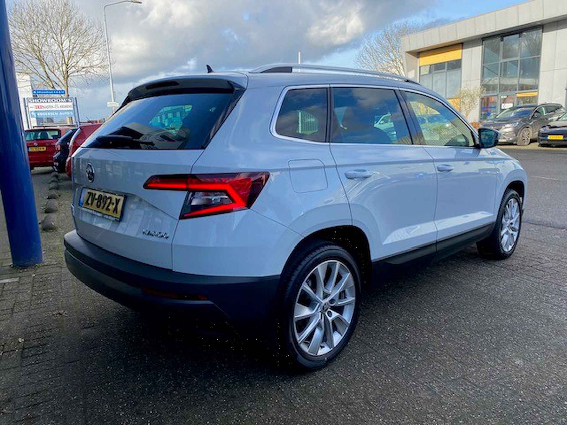 SKODA Karoq 1.0 TSI 115pk DSG-7 Ambition Business met 18", Stoelv. en Smartlink+ - 6/38