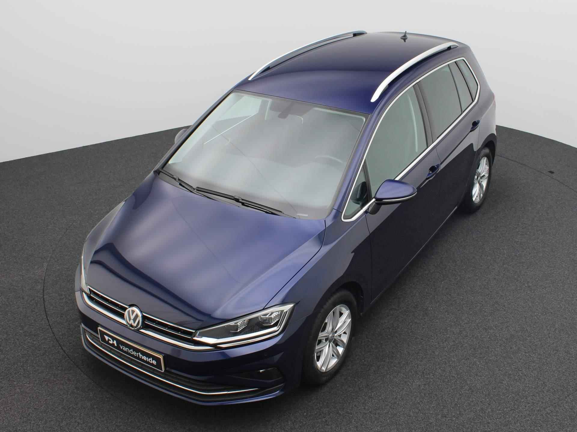 Volkswagen Golf Sportsvan 1.0 TSI Highline 115PK DSG LED Koplampen, Achteruitrijcamera, Adaptieve Cruise Controle, Navigatie, Lederen bekleding, Stoelverwarming, Climate Controle, 16" Lichtmetalen velgen - 15/42