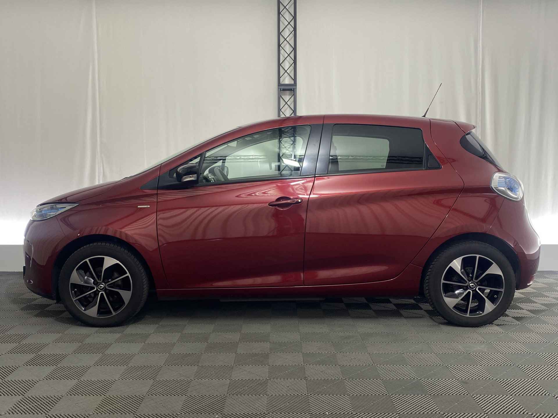 Renault ZOE R110 Bose 41 kWh | Navi | Cruise Control | Voorverwarming | Apple Carplay | - 9/37