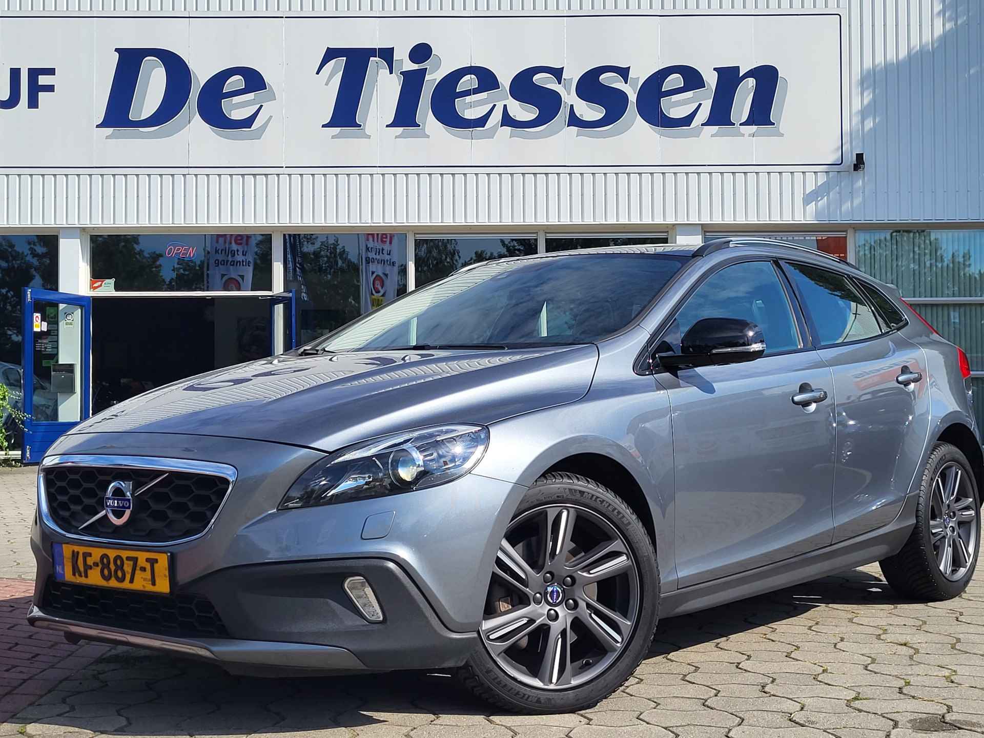 Volvo V40 Cross Country 1.5 T3 153PK Summum luxury-line, Automaat, Panoramadak, Trekhaak, Leer, Rijklaar met beurt & garantie! - 23/30