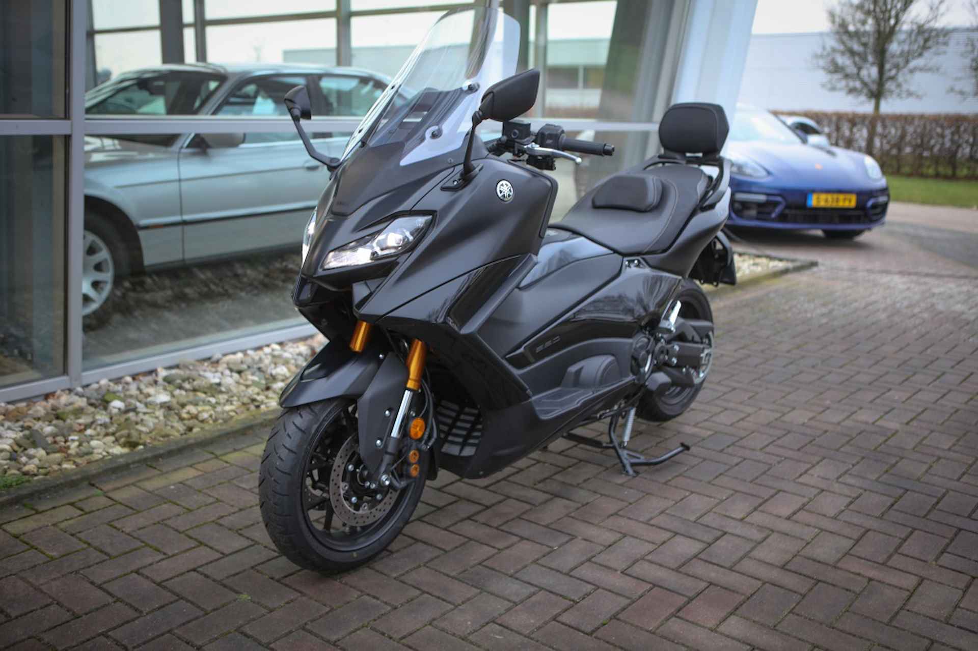 Yamaha Scooter TMAX 560 TechMAX ABS - 2/14