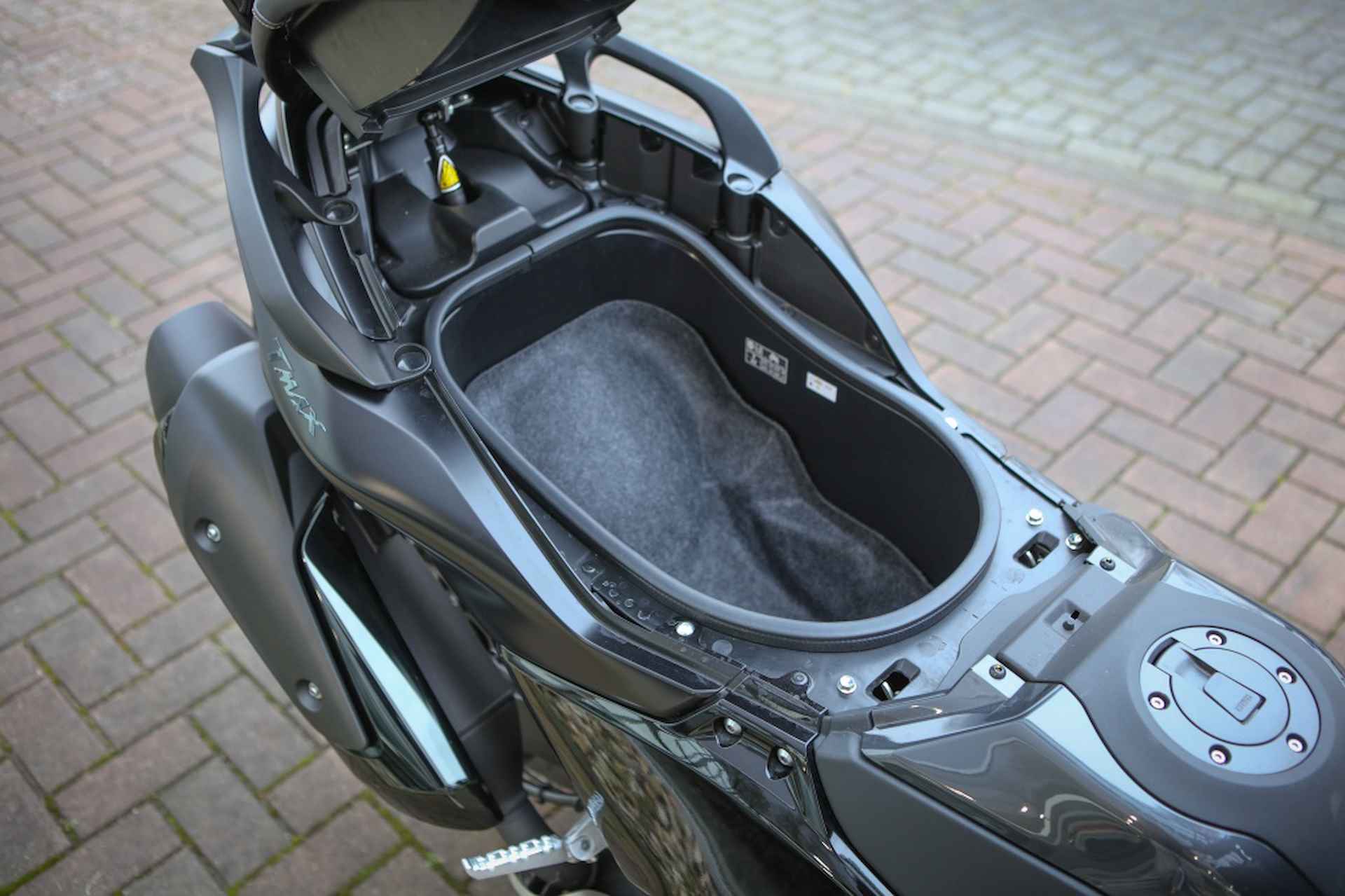 Yamaha Scooter TMAX 560 TechMAX ABS - 11/14