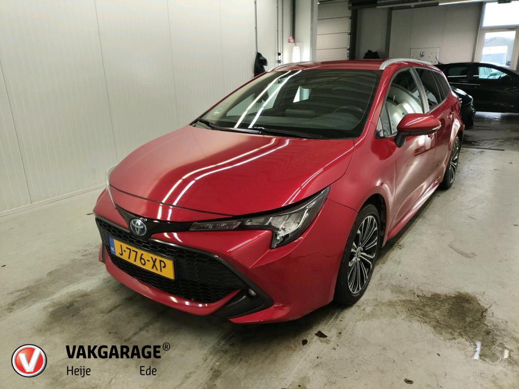 Toyota Corolla Touring Sports 1.8 Hybrid Business Plus | Camera | Trekhaak | NL-Auto |