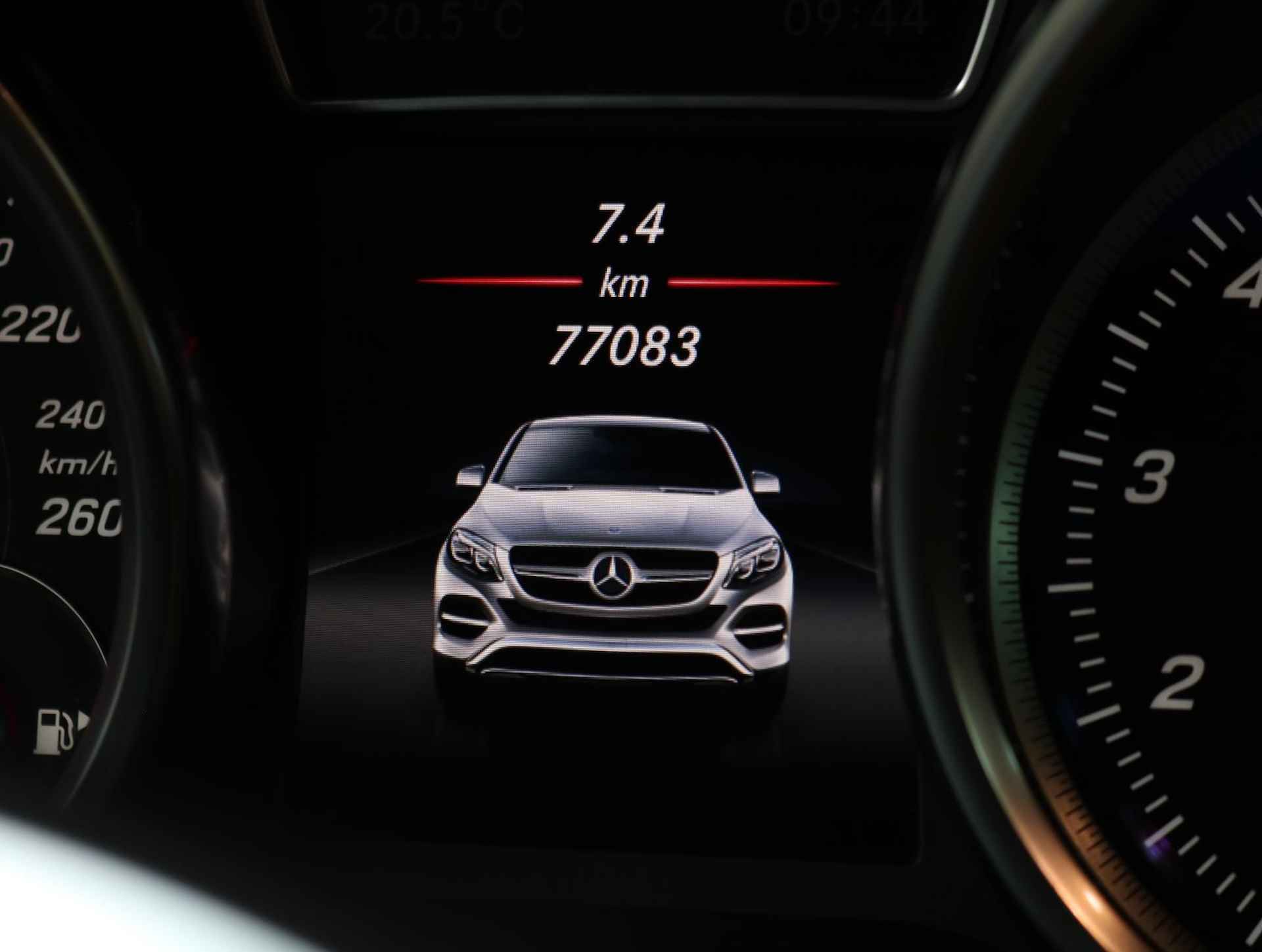 Mercedes-Benz GLE Coupé 400 4MATIC AMG | Panoramadak | Distronic | Trekhaak - 29/29