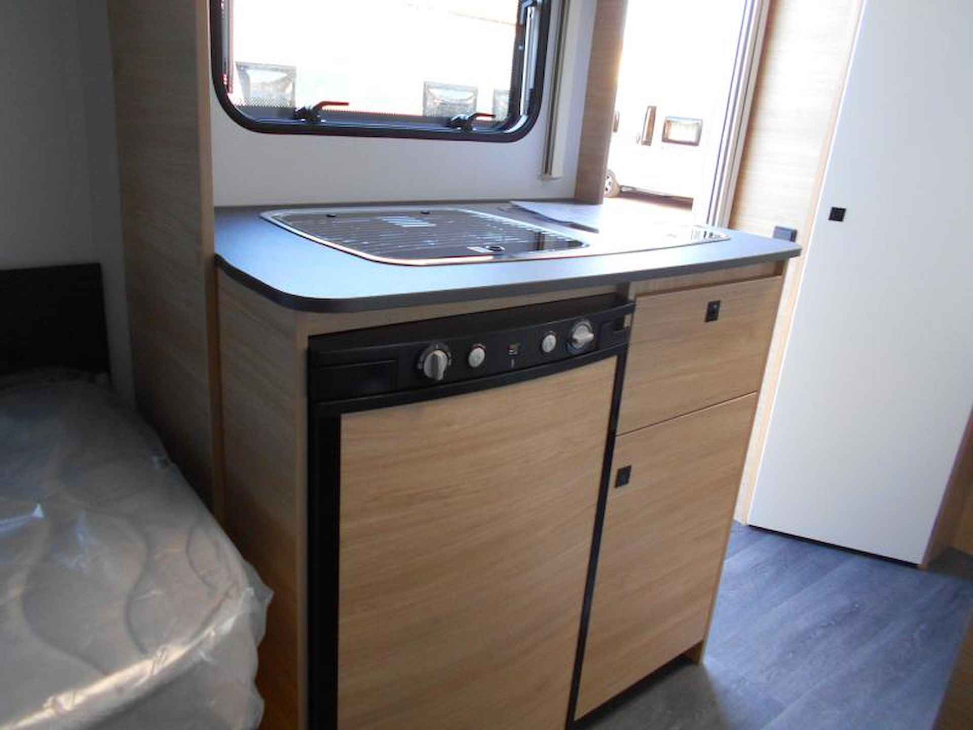 Caravelair Alba 472 model 2024 - 7/8