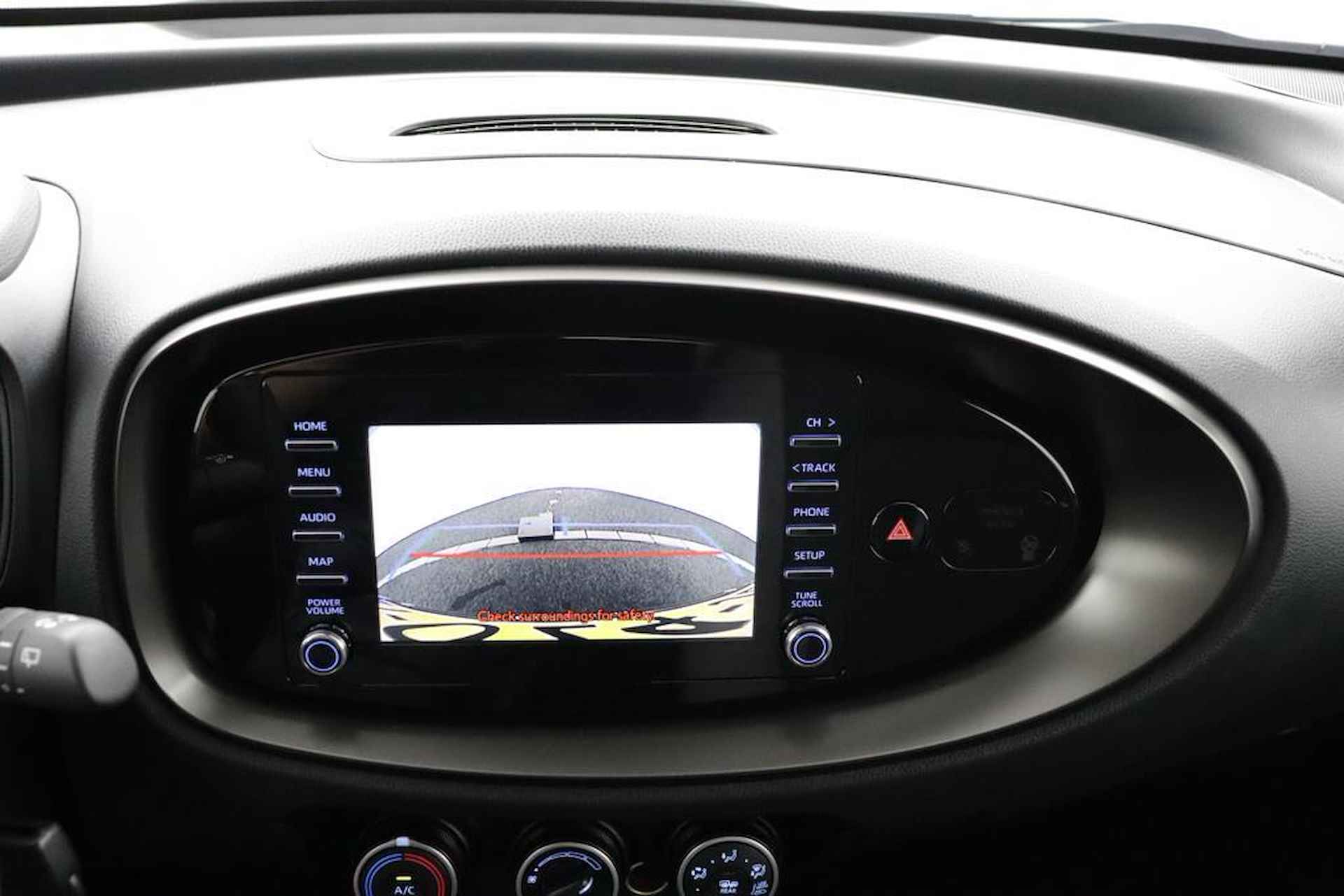 Toyota Aygo X 1.0 VVT-i MT play | Airco | Apple Carplay/Android Auto | Parkeercamera | Adaptieve Cruise-Control | - 8/45