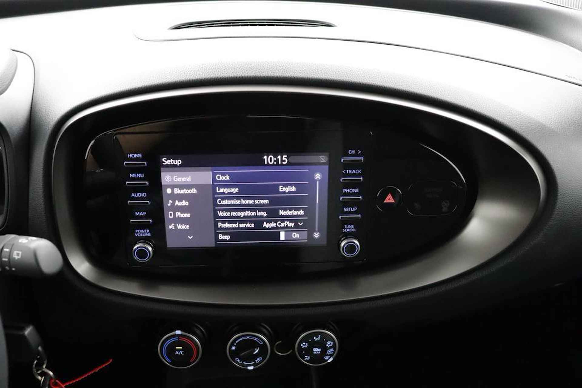 Toyota Aygo X 1.0 VVT-i MT play | Airco | Apple Carplay/Android Auto | Parkeercamera | Adaptieve Cruise-Control | - 9/45