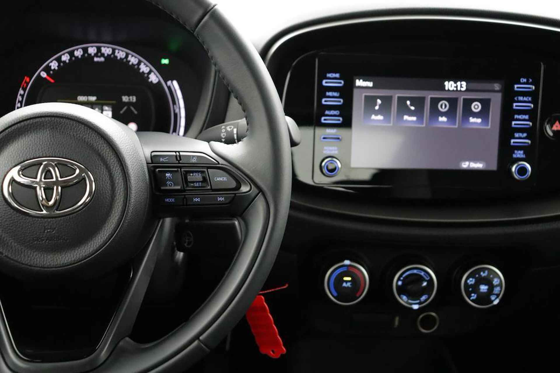 Toyota Aygo X 1.0 VVT-i MT play | Airco | Apple Carplay/Android Auto | Parkeercamera | Adaptieve Cruise-Control | - 21/45