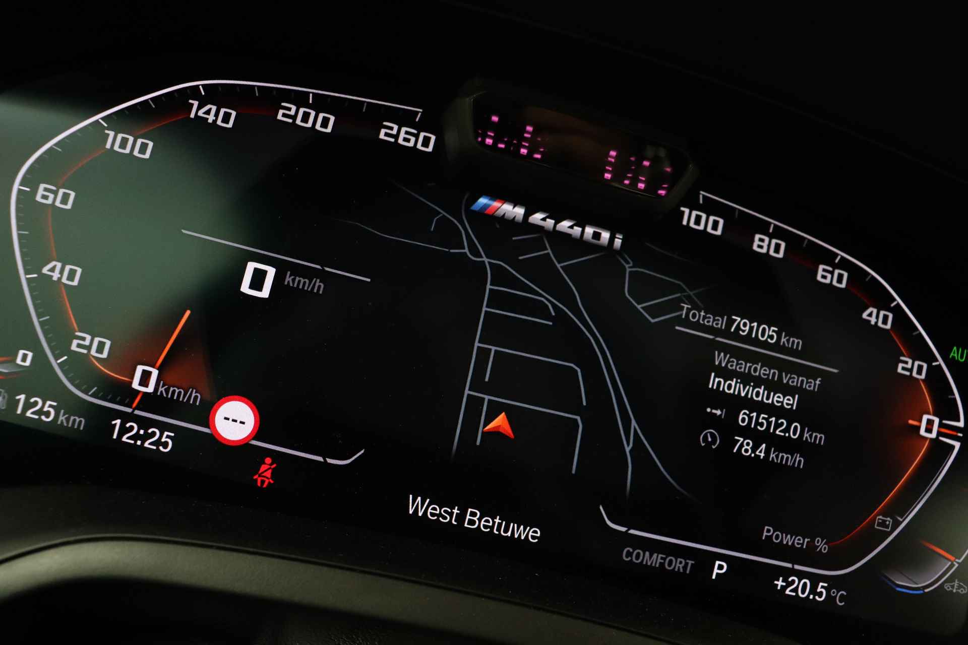 BMW 4 Serie Coupé M440i xDrive High Executive Automaat / Schuif/kanteldak / Harman Kardon / Stoelverwarming / Head-Up / Comfort Access / Live Cockpit Professional / Parking Assistant Plus - 41/59