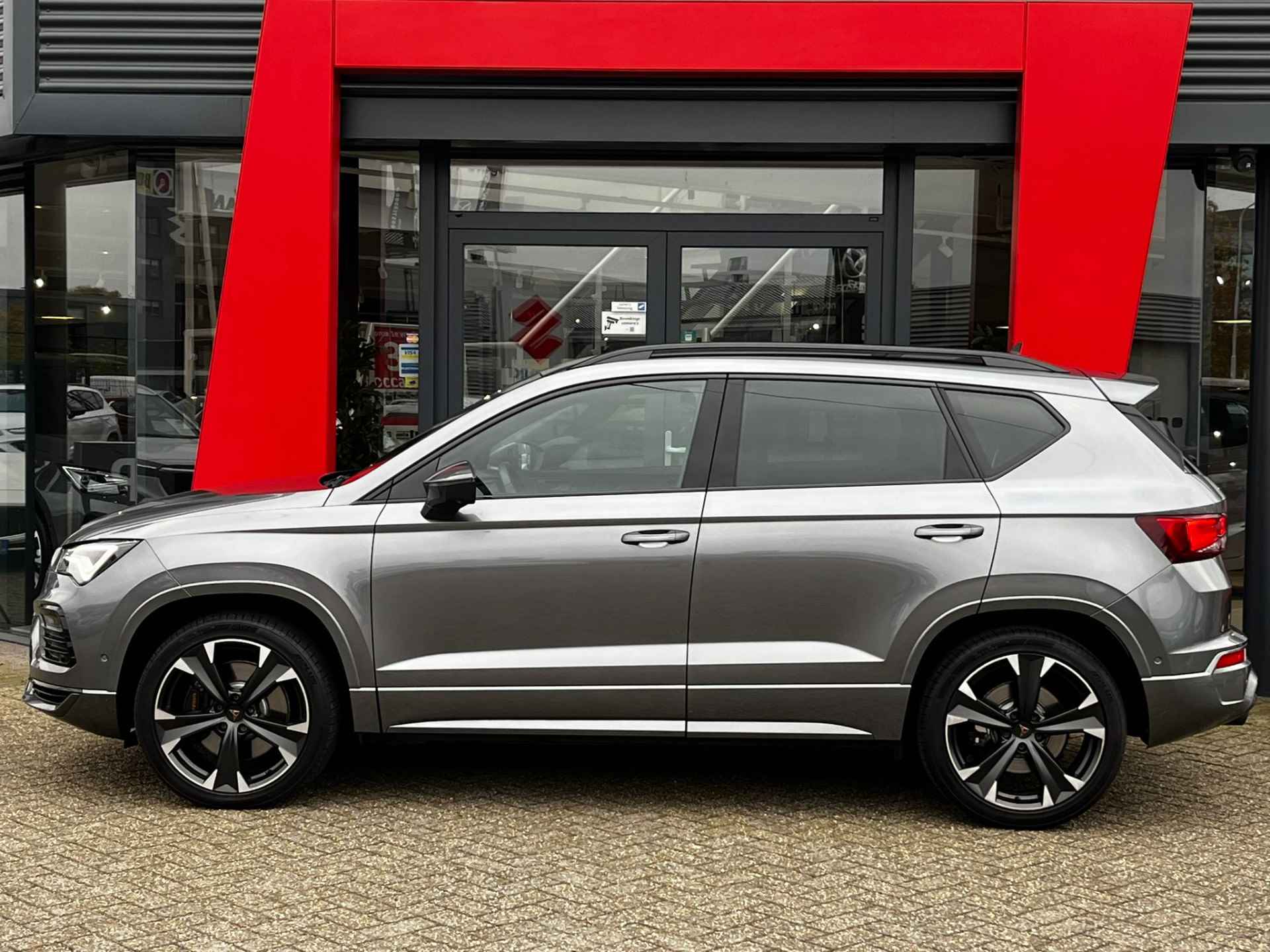 CUPRA Ateca 2.0 TSI 4DRIVE 300PK! / BEATS AUDIO / ELEK. KLEP / STOEL+STUUR VERW. / - 2/33